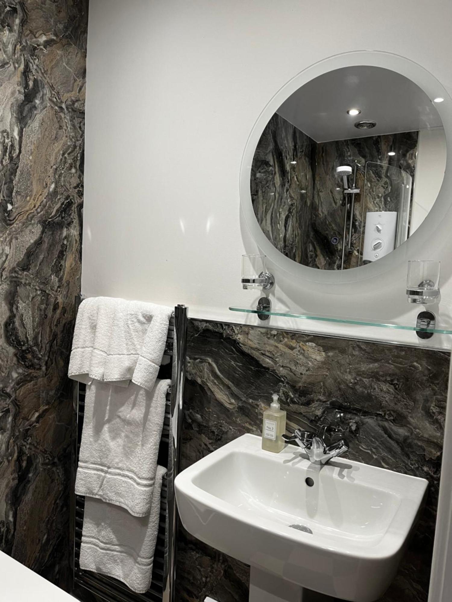 Norwood Guesthouse-Loch Lomond Баллок Экстерьер фото
